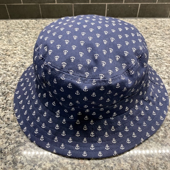 Bucket Hat OS - Picture 1 of 2
